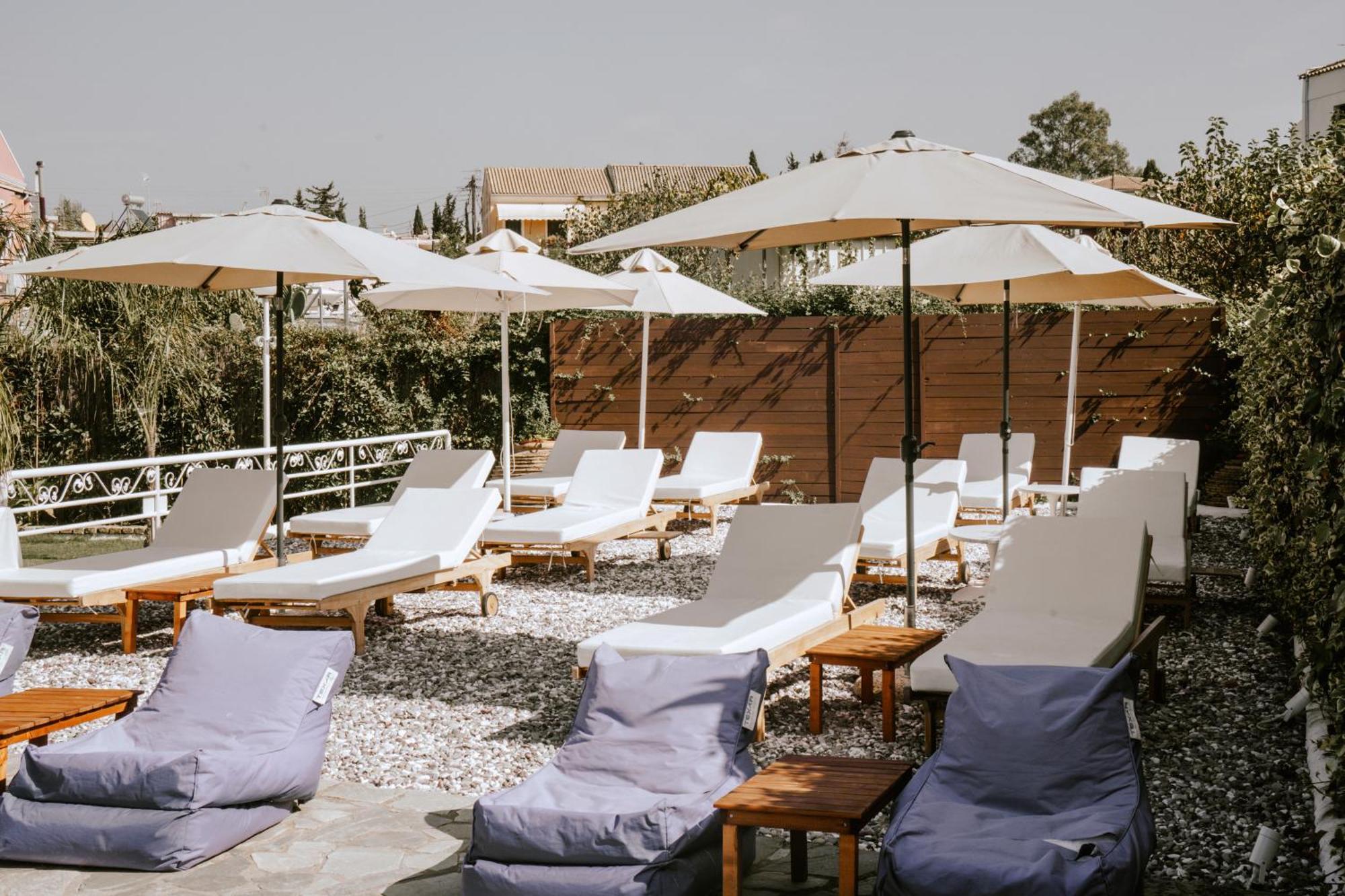 Maltezos Hotel 고우비아 외부 사진